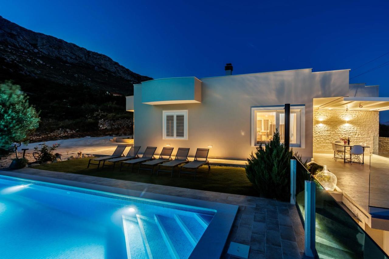 Dalmatina Hill House - Private Pool, Sea And Hill View, Rooftop Terrace, Free Parking *