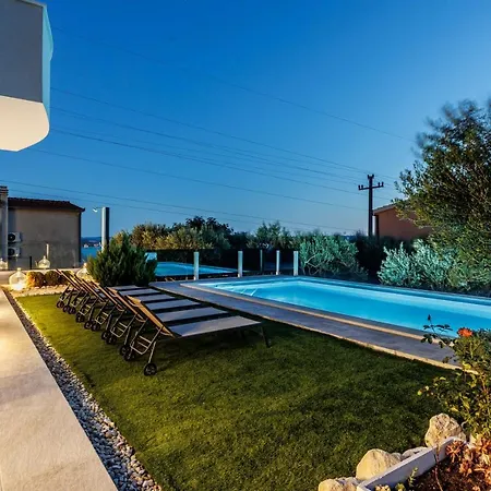 Villa Dalmatina Hill House - Private Pool, Sea And Hill View, Rooftop Terrace, Free Parking Kaštela Extérieur photo