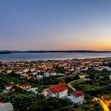 Villa Dalmatina Hill House - Private Pool, Sea And Hill View, Rooftop Terrace, Free Parking Kaštela Extérieur photo